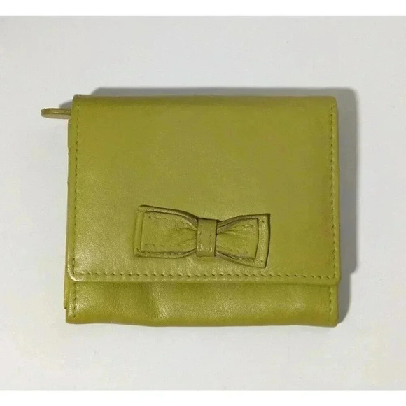 Marks and Spencer Lime Green Leather BiFold Wallet Credit Card Coin Purse - Picture 1 of 7